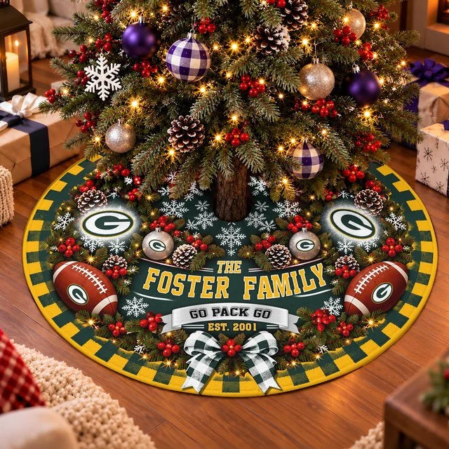 [SPECIAL OFFER] FAMILY NAME & EST. NFL08 GBP THE PACKERS CHRISTMAS TREE SKIRT