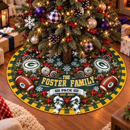 [SPECIAL OFFER] FAMILY NAME & EST. NFL08 GBP THE PACKERS CHRISTMAS TREE SKIRT